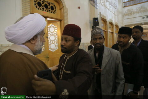 بالصور/ مراسم الذكرى الرابعة لمجزرة الشيعة في نيجريا واعتقال الشيخ الزكزاكي بقم المقدسة