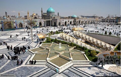 60 American Muslims visit Imam Reza (AS) holy shrine