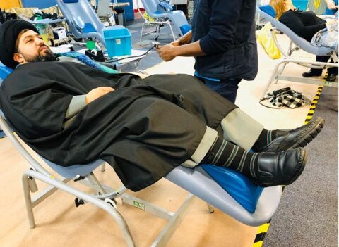بیش از 100 داوطلب مسلمان و یهودی در مرکز اسلامی گلدرز گرین، خون اهداء کردند