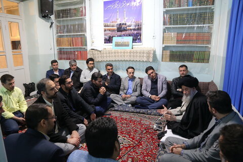دیدار معاونین پرورشی و فرهنگی آموزش و پرورش استان تهران با حضرت آیت الله علوی گرگانی