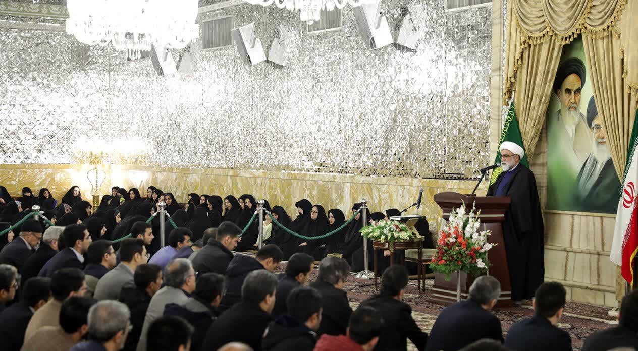 پرستاری با دلسوزی، ایثار و ارزش‌های انسانی آمیخته است