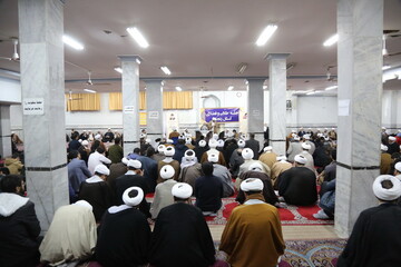 تصاویر/ گردهمایی طلاب و روحانیون زنجانی مقیم قم