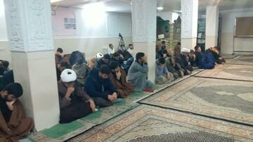 تصاویر/ مراسم گرامیداشت شهادت سردار سلیمانی در مدرسه علمیه بیجار