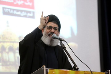 بهای خون حاج‌قاسم و ابومهدی نابودی اسرائیل و اخراج آمریکاست