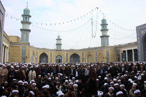 تجمع ضد تروریستی حوزویان در مسجد اعظم قم 