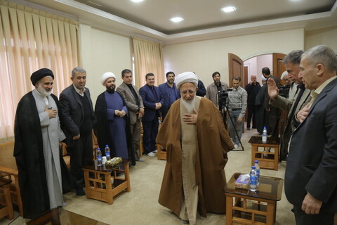 تصاویر / دیدار جمعی از اساتید دانشگاه های اقلیم کردستان عراق با آیت الله العظمی جوادی آملی