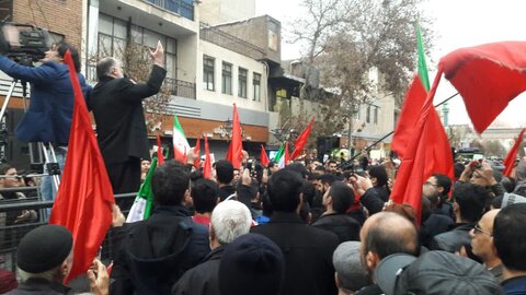تصاویر/ تجمع ضدآمریکایی مردم منطقه ۱۷ تهران