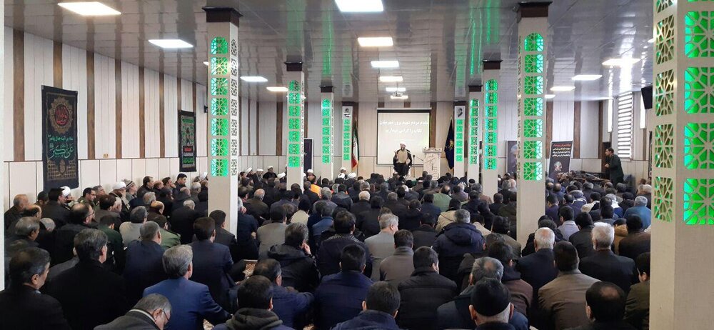 مردم تکاب در غم شهادت سردار سلیمانی گریستند