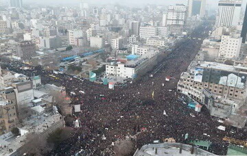 فیلم| وداع میلیونی بی نظیر مردم مشهد با حاج قاسم