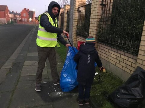 Young Hartlepool mosque members start 2020 with community clean-up
