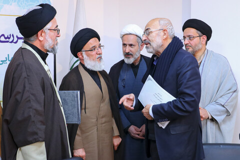 نشست بررسی الگوی اسلامی ایرانی پیشرفت