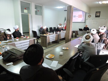 کارگاه مقاله نویسی علمی در تبریز برگزار شد