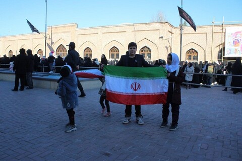 تصاویر/ عزاداری مردم اردبیل در میدان عالی قاپوی