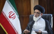 ملت ایران بهترین نمایش دموکراسی در تاریخ را ۱۲ فروردین ماه رقم زد