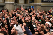 بالصور/ الإمام الخامنئي يستقبل حشوداً من أهالي مدينة قم