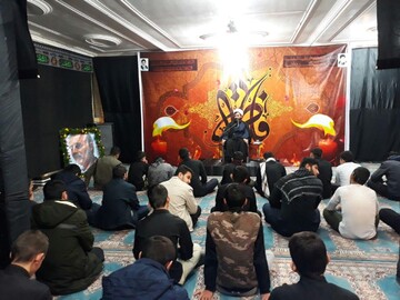 شهدا دارایی دنیوی خود را تبدیل به سرمایه اخروی کردند