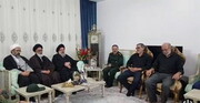 امامان جمعه قم و تهران با خانواده های شهدای سانحه هوایی  اظهار همدردی کردند