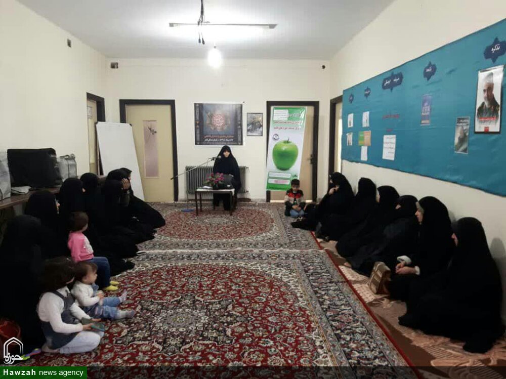 تصاویر / نشست طب اسلامی در مدرسه علمیه فاطمه الزهرا(س) اهر