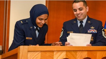  برای نخستین بار، بانوی محجبه مشاور مذهبی در ارتش آمریکا شد