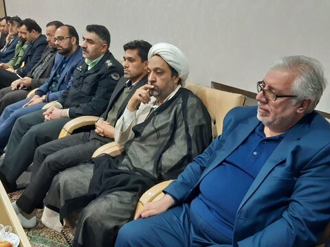 دیدار اعضای ستاد بزرگداشت دهه فجر کاشان با آیت الله نمازی