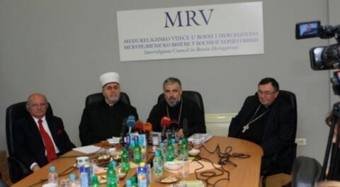 شورای میان ادیانی بوسنی و هرزگوین حمله به مسجد و کلیسا را محکوم کرد