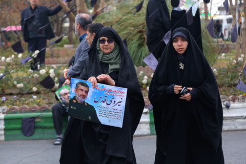 تصاویر / راهپیمایی نمازگزاران قمی در حمایت از پاسداران اسلام و امنیت میهن