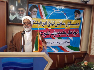 پرهیز از فعالیت‌های انتخاباتی و تلاش برای افزایش بصیرت سیاسی مردم