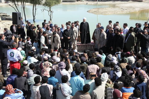 رئیس جمهور در جمع مردم روستای کلانی چابهار