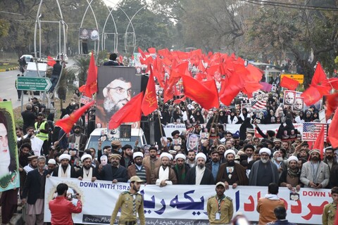 تصاویر/ راهپیمایی مرگ بر آمریکا در مقابل سفارت آمریکا در پاکستان