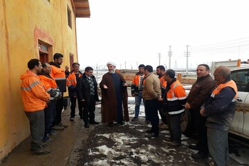 خداقوت امام جمعه بویین زهرا به راهداران+ عکس