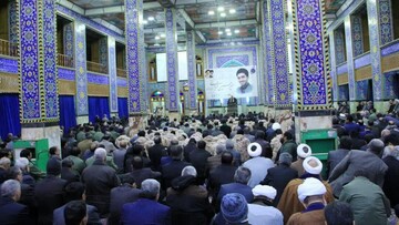 مسئولان با روحیه انقلابی و مدیریت جهادی به مردم خدمت کنند