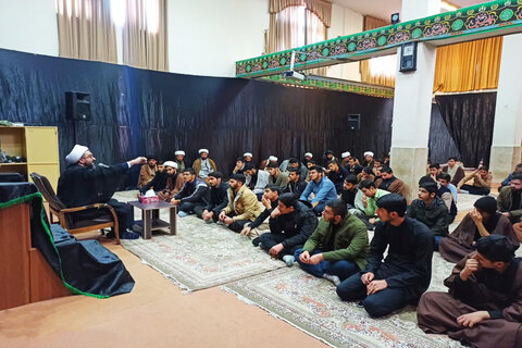 تصاویر/مراسم بزرگداشت شهید سردار سلیمانی در مدرسه علمیه امام باقر (ع) کامیاران