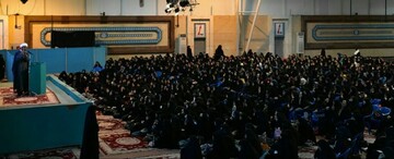 کشور به مجلس انقلابی نیاز دارد/ برخی در کشور زبان دشمن اند