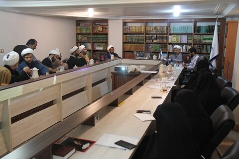 جلسه مشترک معاونان پژوهش حوزه علمیه برادران و خواهران بوشهر