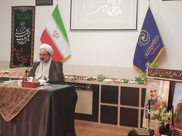 ایمان به کار و سعه صدر از ابزار مدیریت اسلامی است