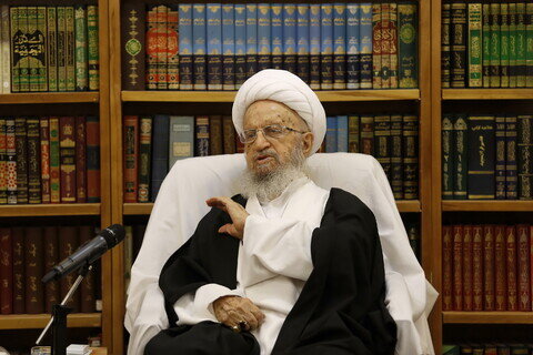 Le grand ayatollah Makarem-Chirazi: