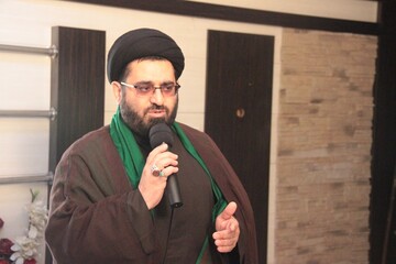 حضرت زهرا (س) تفکر ولایت مداری را در مقابل ولایت ستیزی مطرح کرد