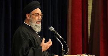 تقدیم ۳ هزار شهید ایل قشقایی نشان از عزت‌آفرینی این قوم دارد