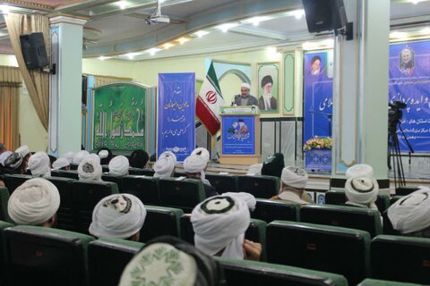 تصاویر/ افتتاحیه همایش تبیین و ایده پردازی بیانیه گام دوم انقلاب اسلامی در سنندج