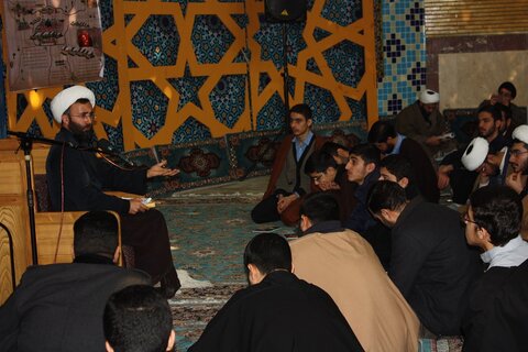 تصاویر/برگزاری کارگاه آموزشی فاطمیه(س) در حوزه علمیه کرمانشاه