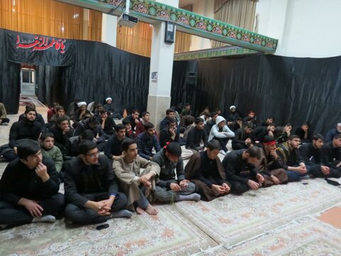 تصاویر/ سوگواری ایام فاطمیه در مدرسه علمیه امام باقر (ع) شهرستان کامیاران
