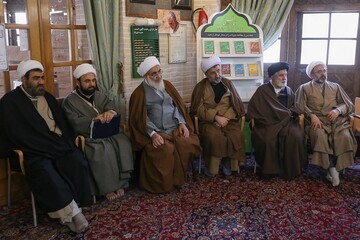 تصاویر/ اقامه عزای فاطمی از سوی امام جمعه قزوین در مسجد شیخ الاسلام