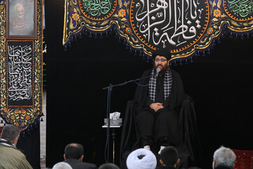 سبک زندگی حضرت فاطمه زهرا (س) درس آموز است