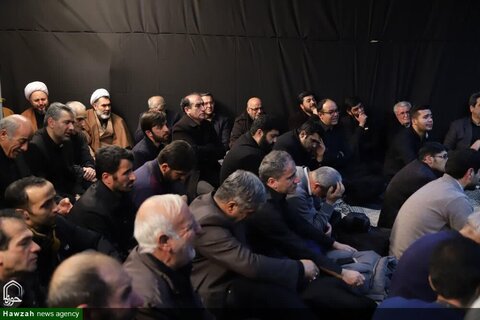 بالصور/ إقامة مجالس عزاء بمناسبة الأيام الفاطمية في مختلف أرجاء إيران