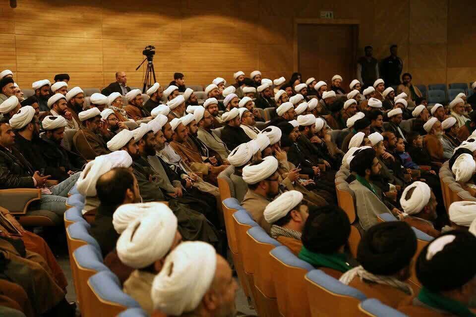 جشنواره فاطمی "از مسجد، زهرا را یاری می کنیم" در مشهد مقدس برگزار شد