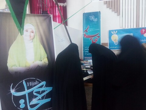 تصاویر/فعالیت های مدرسه علمیه فاطمه الزهرا در سالروز شهادت حضرت فاطمه الزهرا(س) در اهر