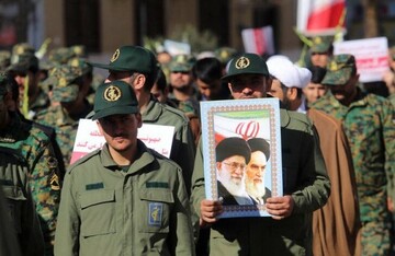 تجدید میثاق نیروهای مسلح با آرمان‌های امام راحل (ره) در قم/ اجرای 200 برنامه فرهنگی در دهه فجر