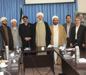 روحانیت پررنگ ترین نقش را در تداوم انقلاب دارد