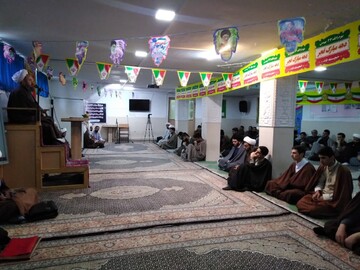 مدرسه علمیه امام صادق(ع) بیجار میزبان جشن «انقلاب»