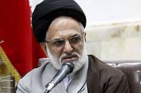 پیوند روحانیت و بسیج یکی از ثمره‌های انقلاب است